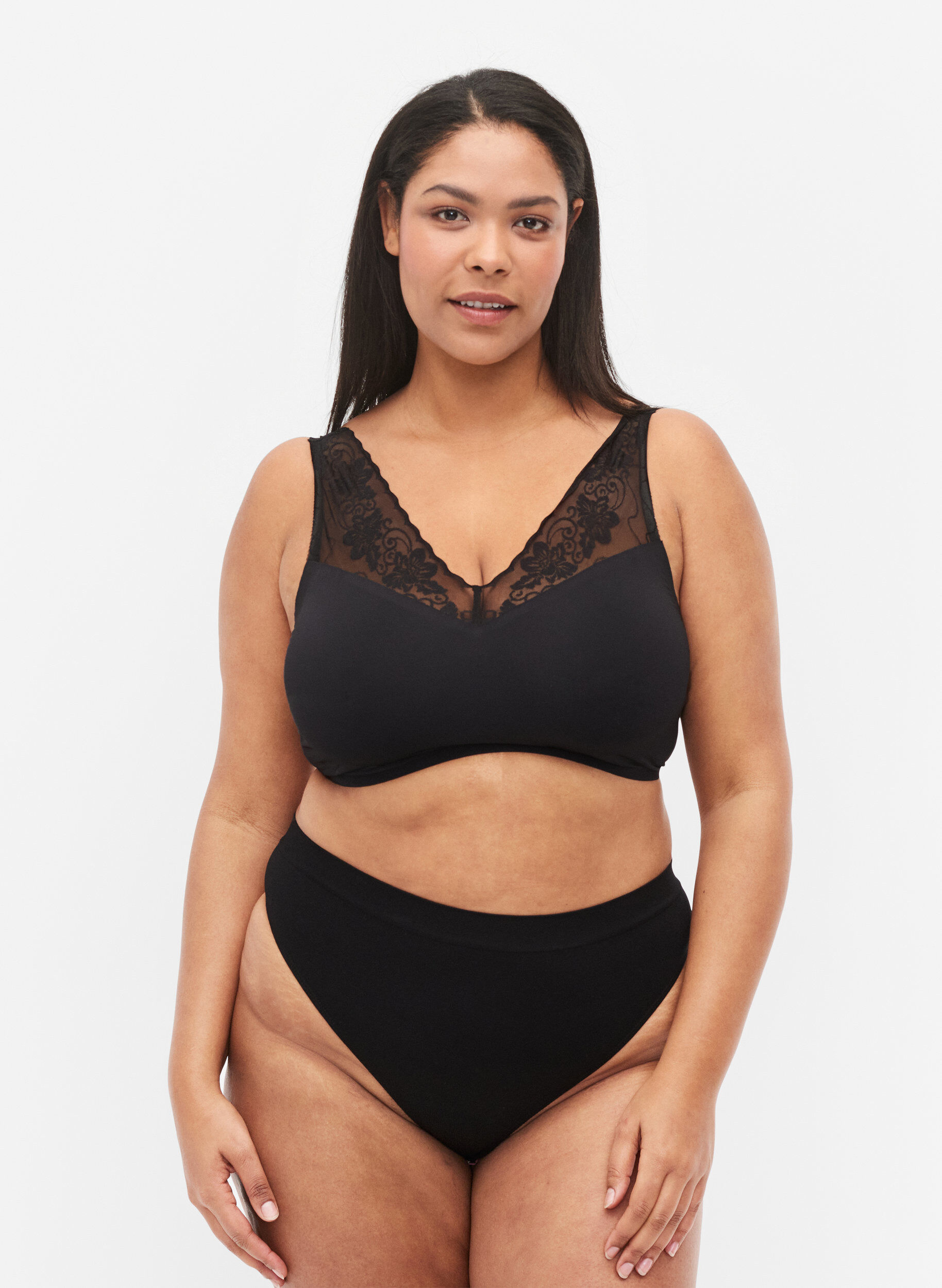 Zizzi 2-pack bas stringtrosor med normalh&ouml;g midja, Black, Model image number 0