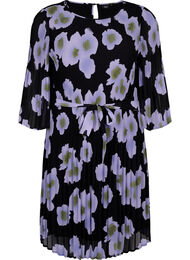 Mönstrad plisserad klänning med knytband, Black w. Floral