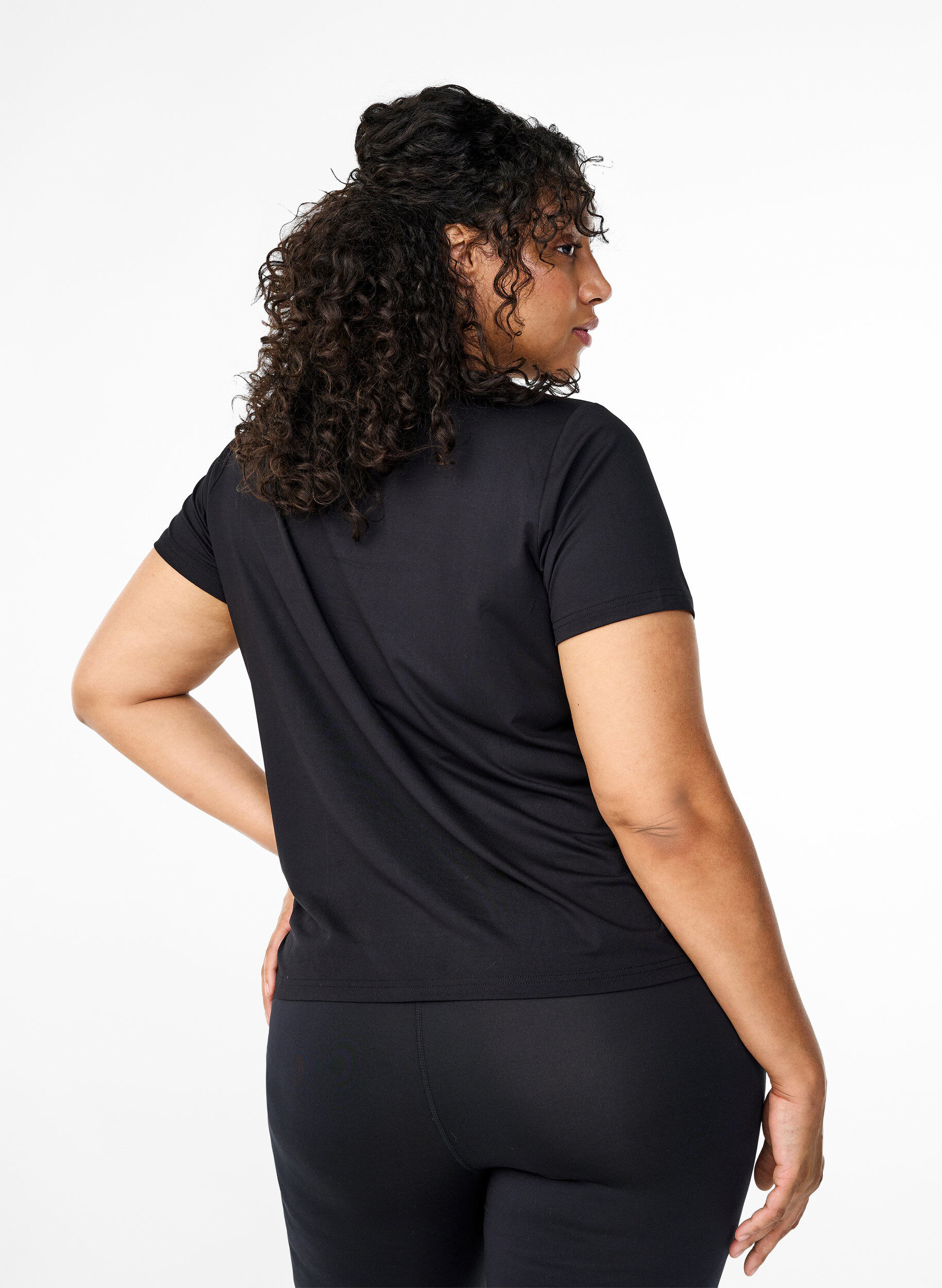 Zizzi Tr&auml;nings-T-shirt med smal passform och rund hals, Black, Model image number 1