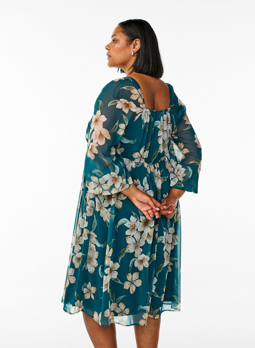 Festklänning i chiffong med långa ärmar, Green Flower AOP, Model image number 1