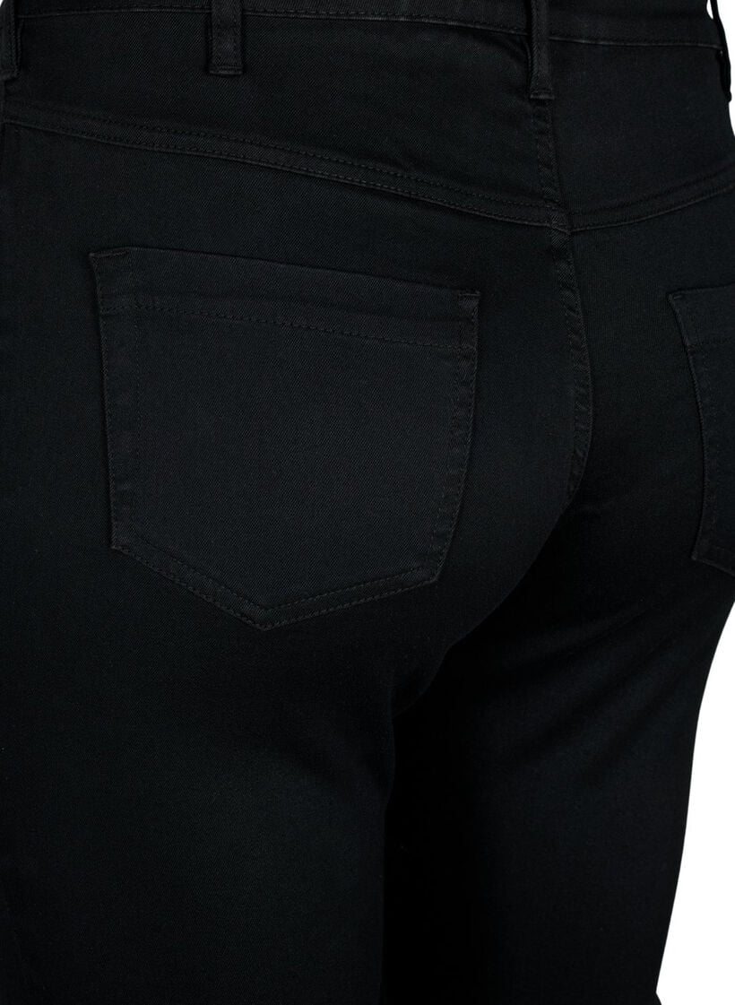 Emily jeans med smal passform och normal midja, Svart, Model image number 3