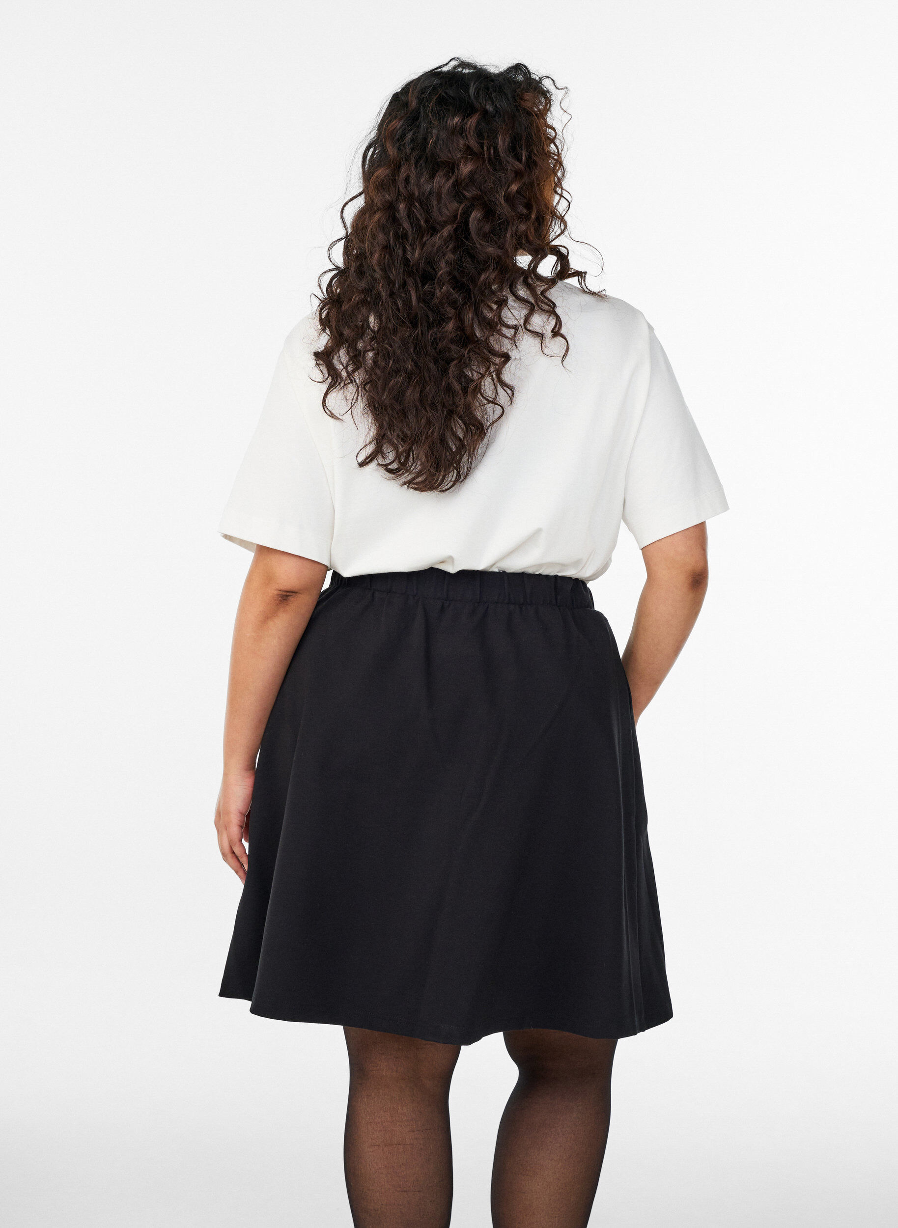 ZizziSkaterkjol i viskos, Svart, Model image number 2