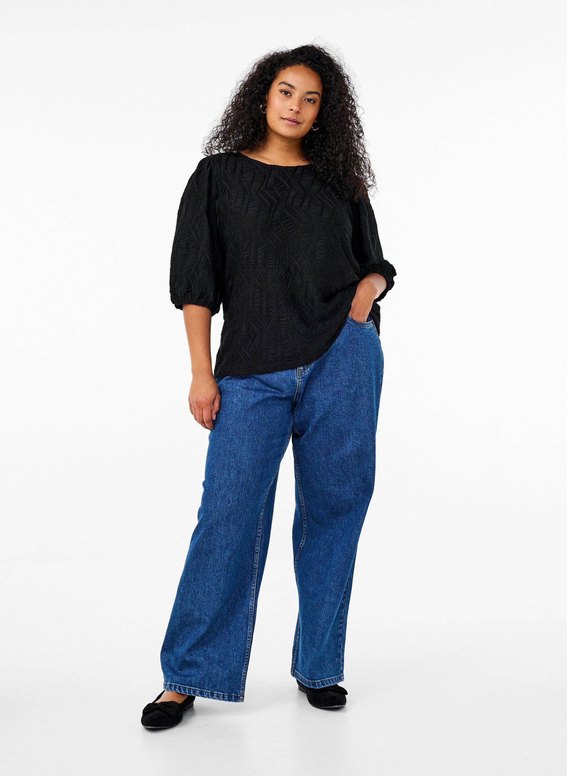 ZizziBlus med struktur och 3/4-&auml;rmar, Svart, Model image number 1