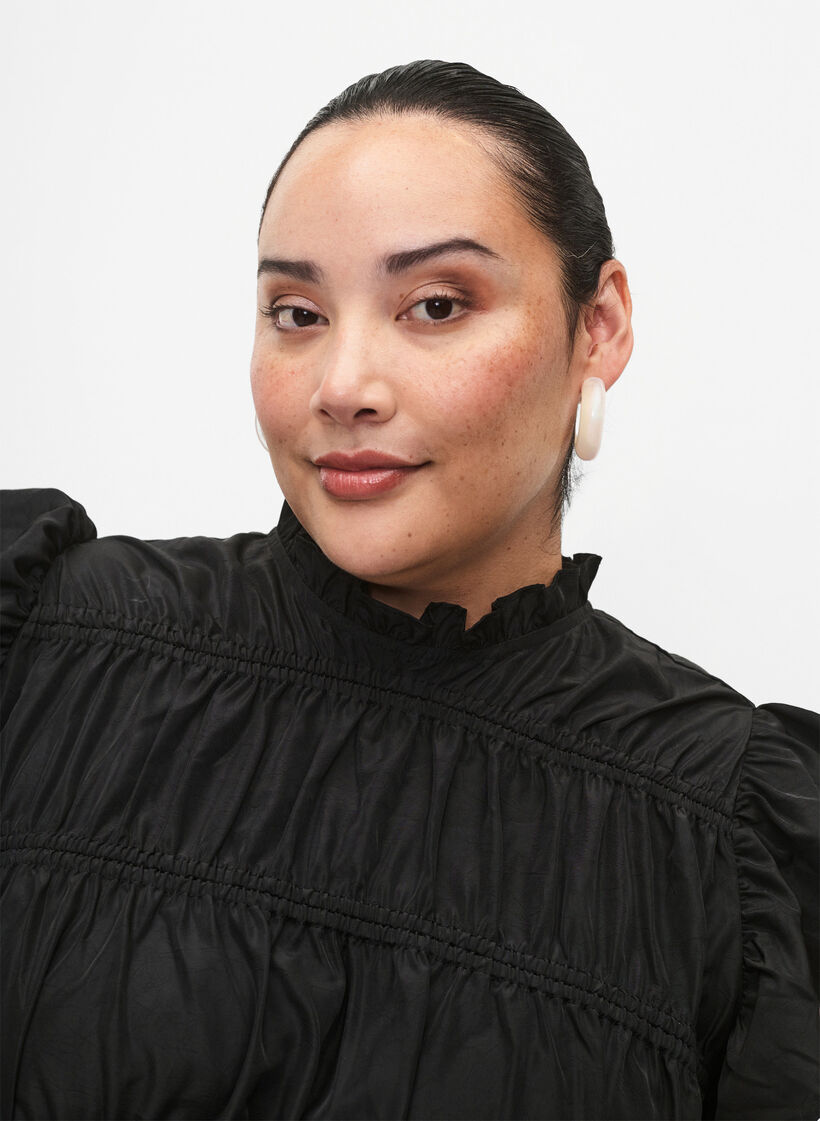 Klänning med volanger och elastiska snitt, Black, Model image number 3