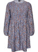 Kl&auml;nning i viskos med smock och helt&auml;ckande m&ouml;nster, Bl&aring;, Packshot image number 0