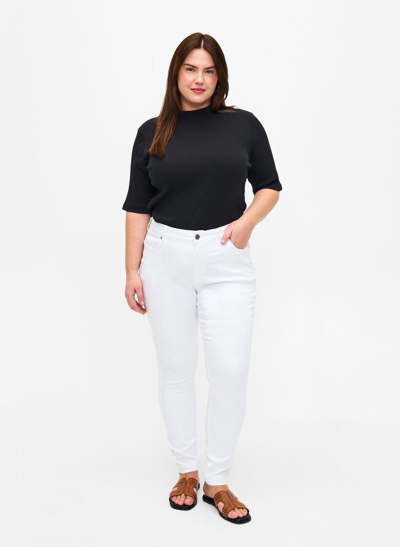 Viona jeans med normal midja, Vit, Model image number 0