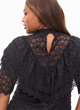 Spetsklänning med 2/4-ärmar, Black, Model image number 2