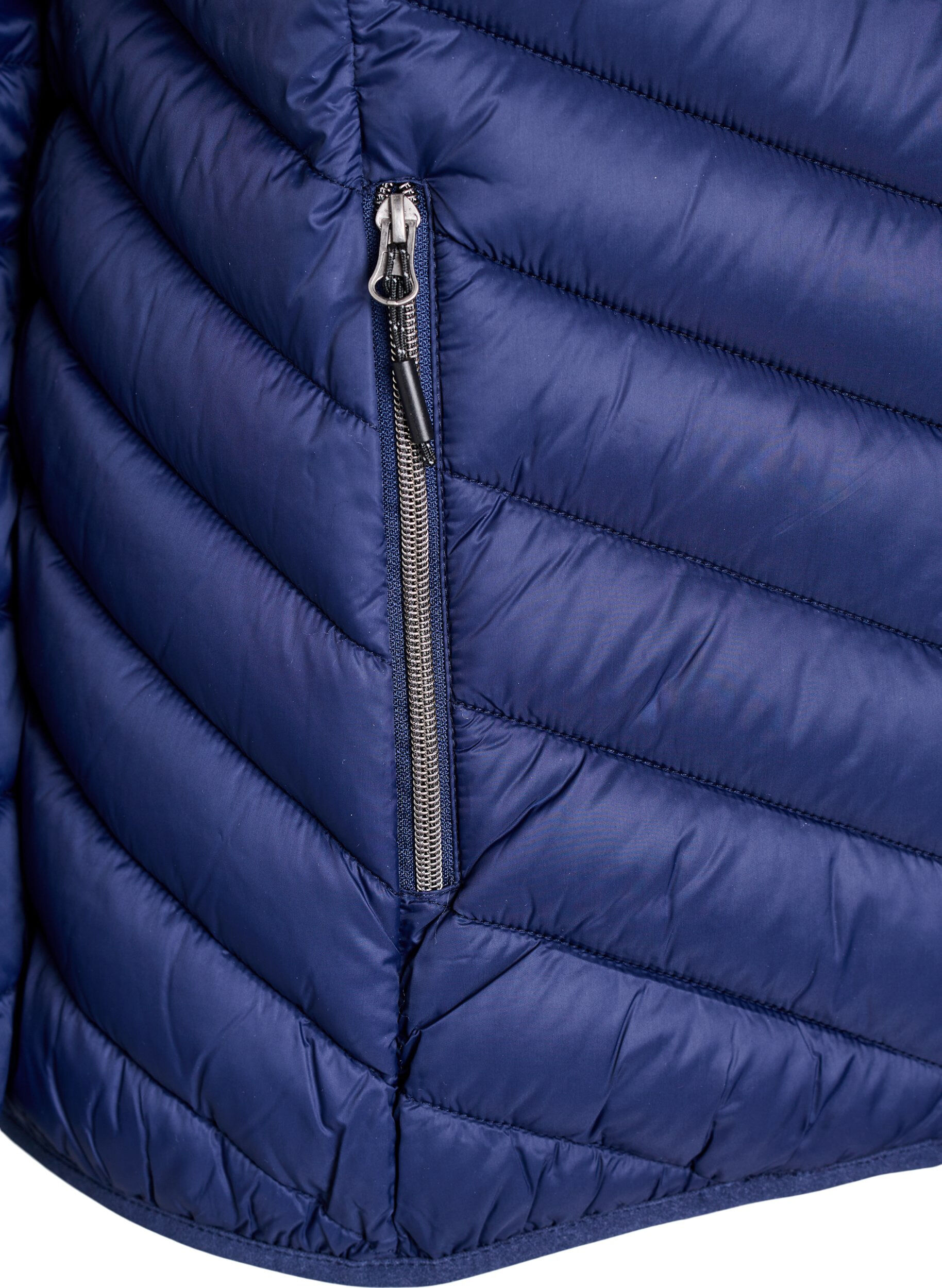 ZizziL&auml;ttviktsjacka med huva, Bl&aring;, Packshot image number 3