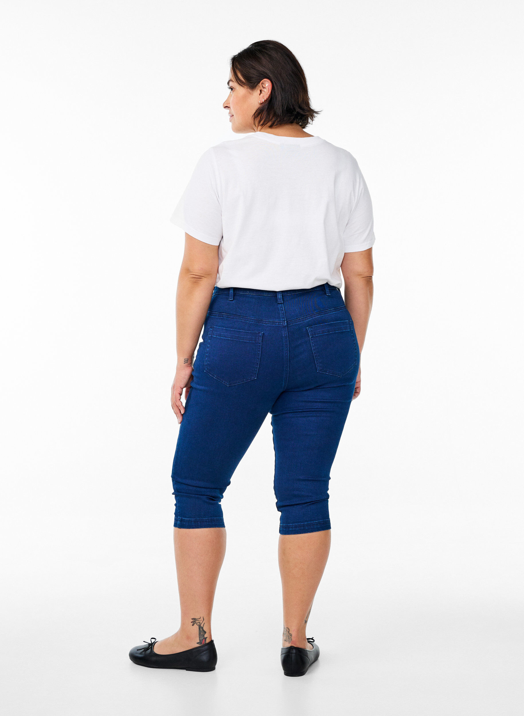 Zizzi Amy caprijeans med h&ouml;g midja och supertajt passform, Bl&aring;, Model image number 1