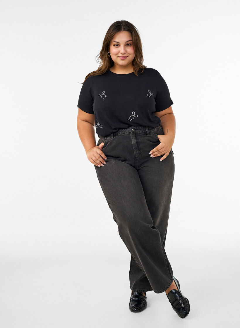 T-shirt i viskos med strass, Svart, Model image number 1