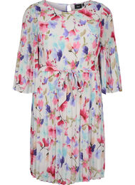 Mönstrad plisserad klänning med knytband, White/MultiFlowerAOP