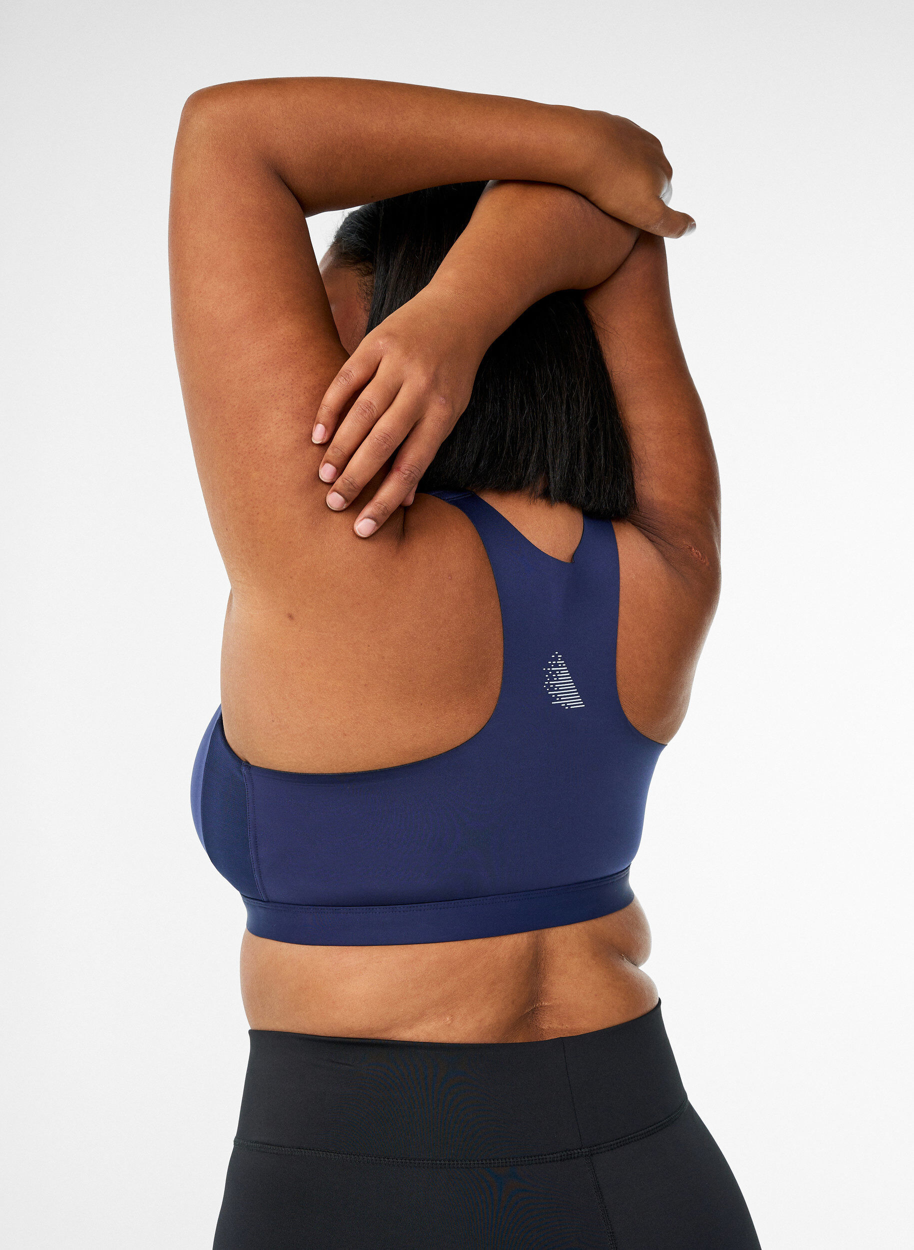 ZizziSport-BH med kn&auml;ppning framtill och h&ouml;gt st&ouml;d, Bl&aring;, Model image number 2