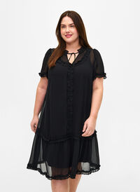A-linjeformad chiffongklänning med volangdetaljer, Black, Model