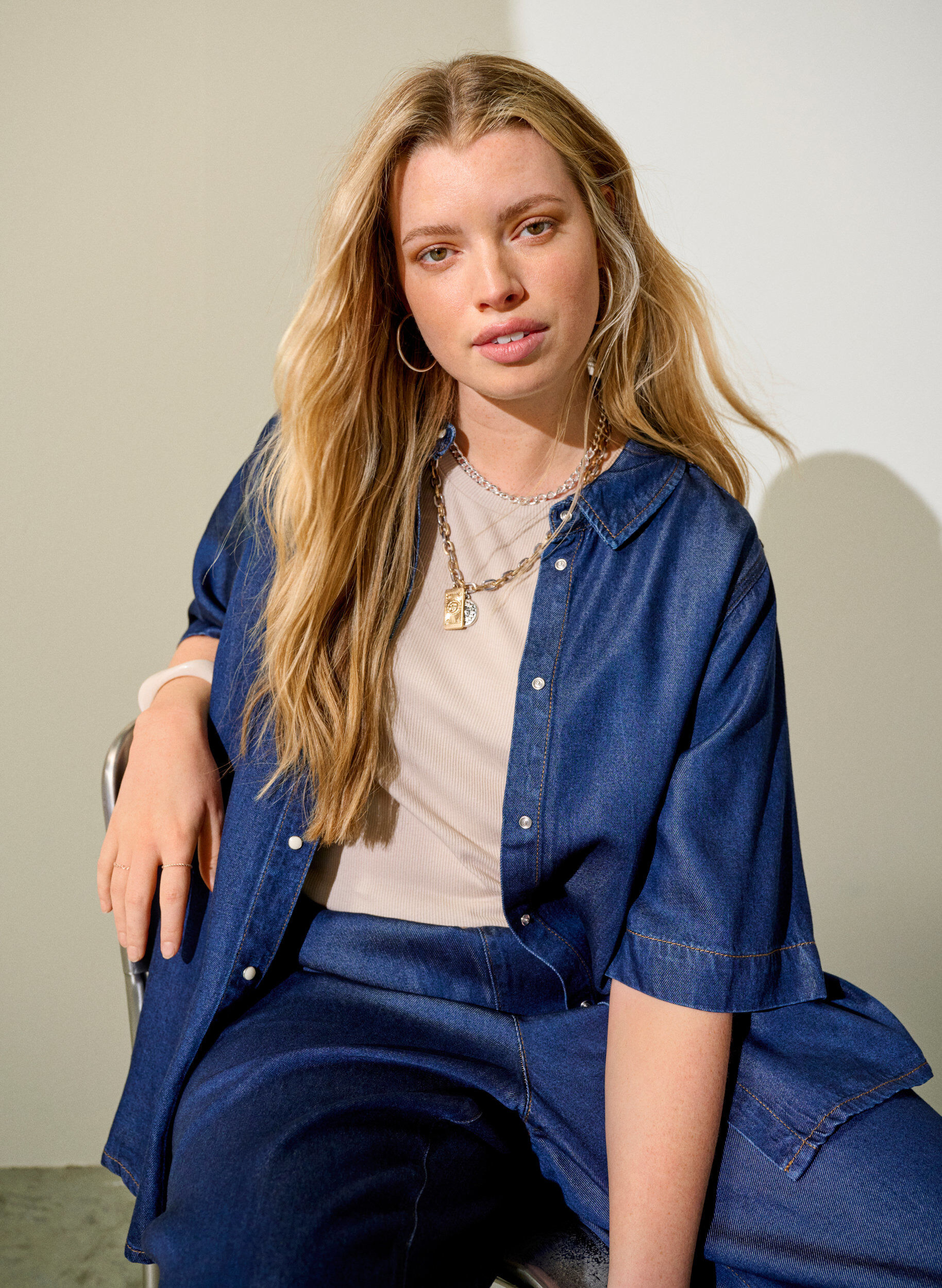 Zizzi Kort&auml;rmad skjorta i lyocell med denimlook, Bl&aring;, Image image number 0