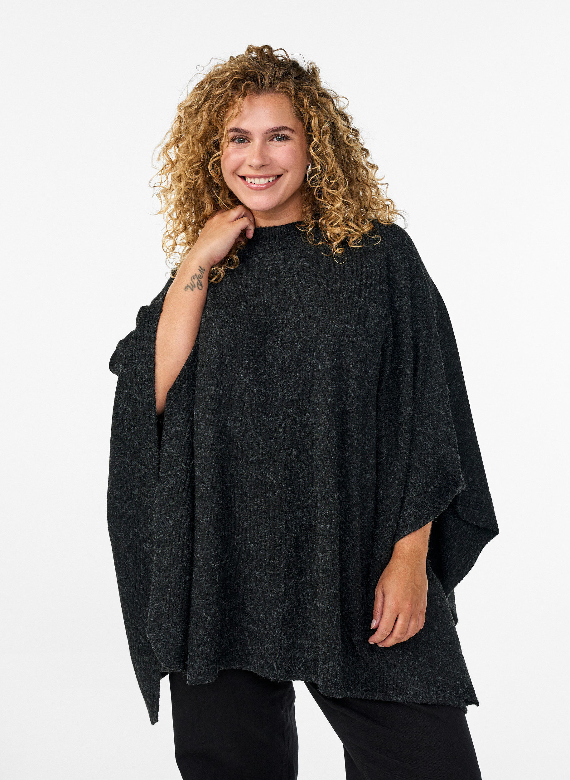 Poncho med ribbade detaljer och rund halsringning, Gr&aring;, Model