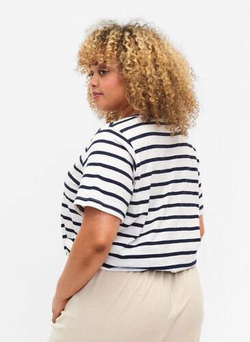 Randig v-ringad t-shirt i bomull, Bright White Stripe, Model image number 0
