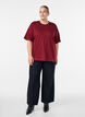 T-shirt med strass och rund hals, M&ouml;rk Bordeaux, Model image number 1