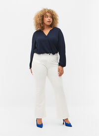 Ellen bootcut jeans med hög midja, White, Model