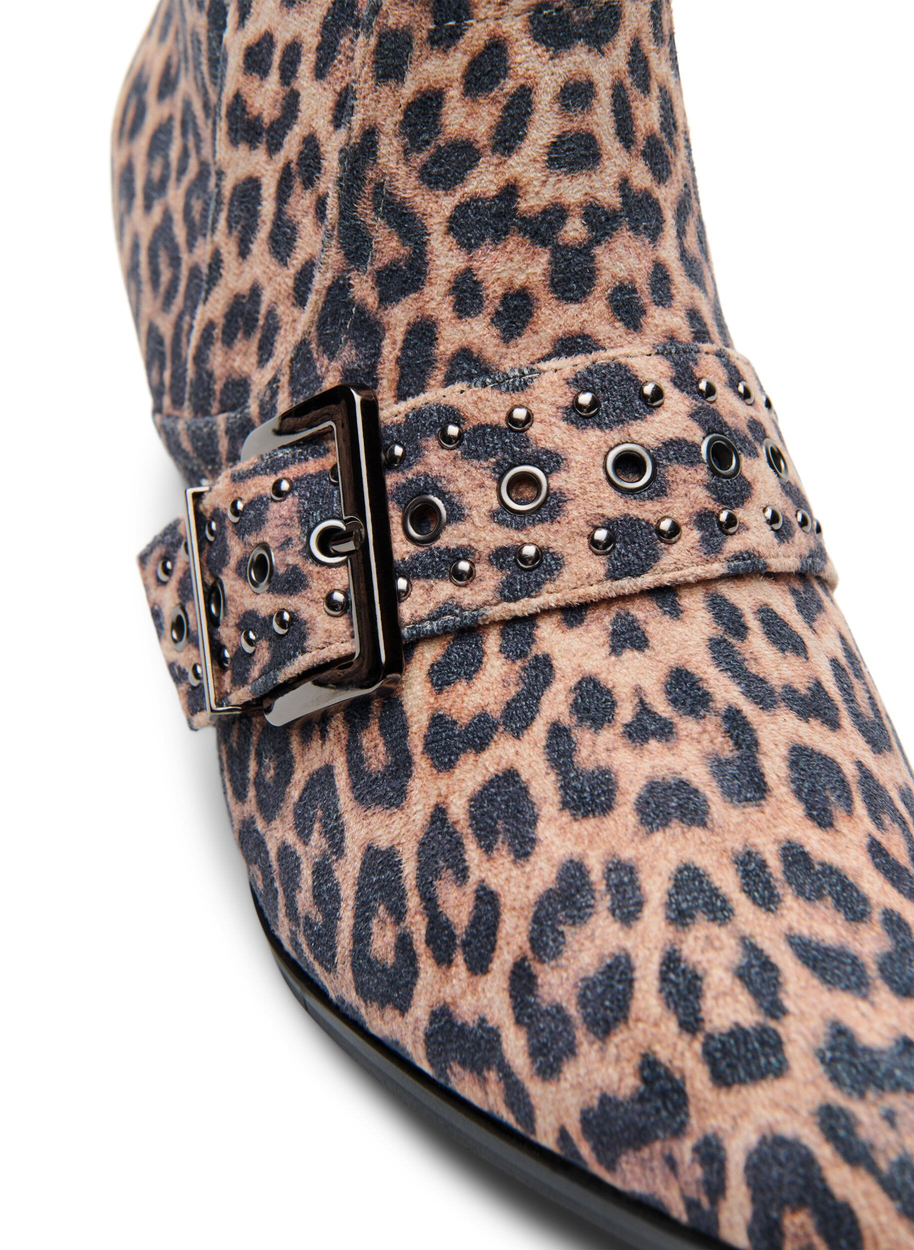 Zizzi Wide fit - Leopardm&ouml;nstrad ankelboot med sp&auml;nne och nitar, Brun, Packshot image number 4