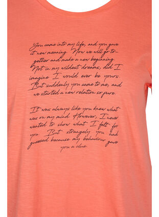 T-shirt i ekologisk bomull med tryck, Living Coral Text, Packshot image number 2