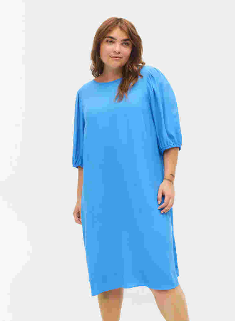 Viskosklänning med ryggdetalj, Regatta, Model image number 0