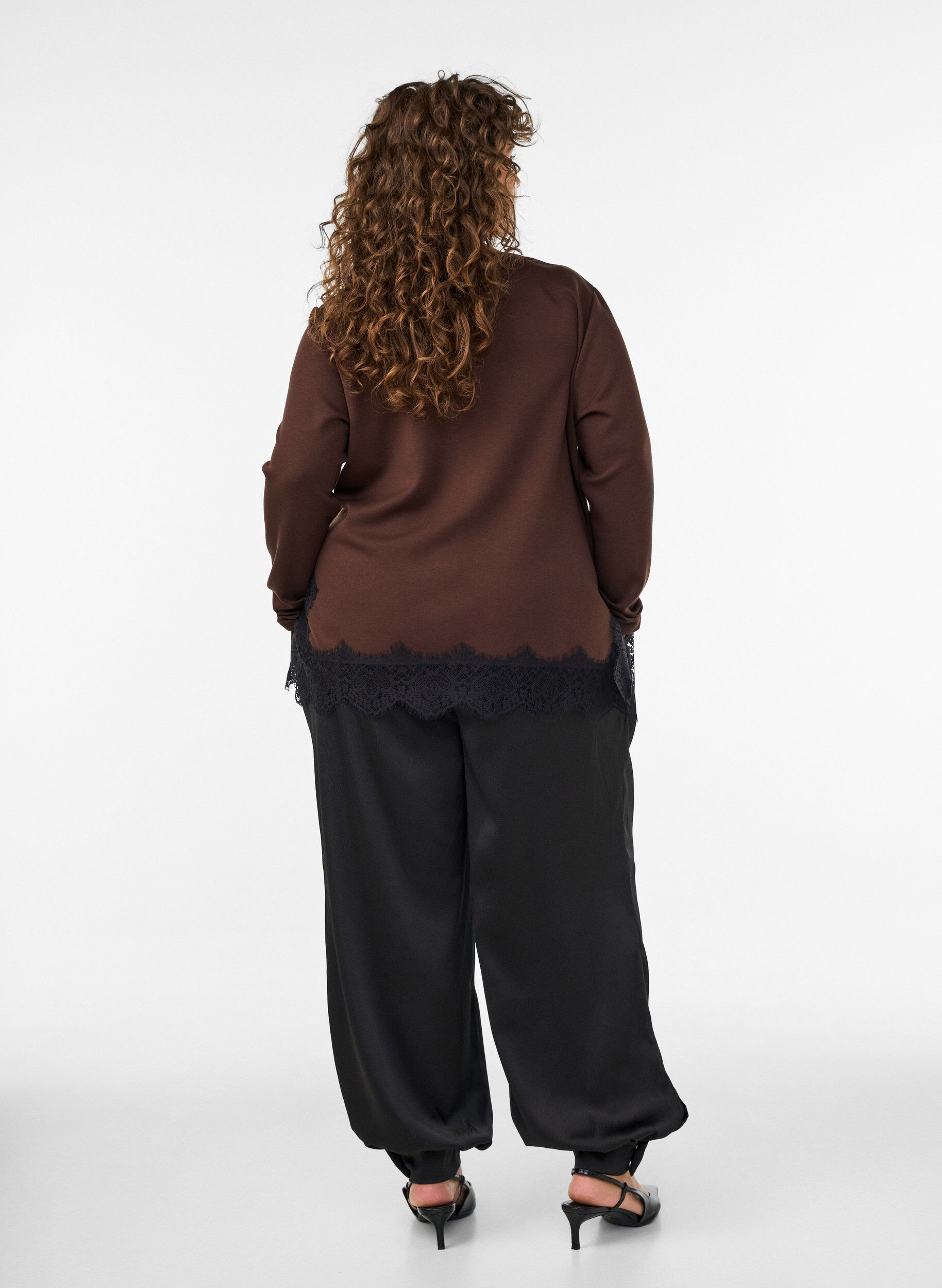 ZizziBallongbyxor i satinlook, Svart, Model image number 1