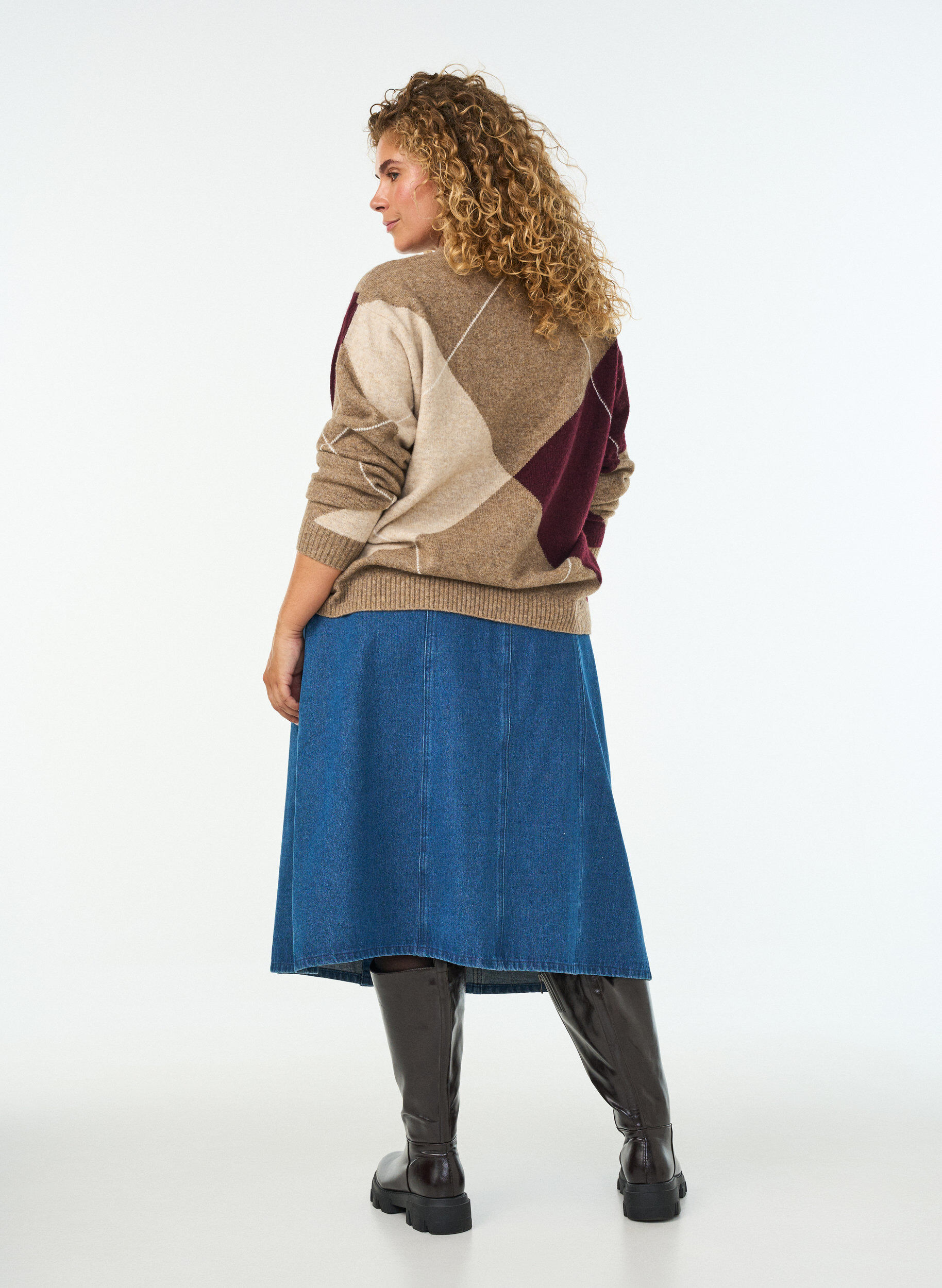 ZizziA-linjeformad jeanskjol med v&aring;gig knappsl&aring;, Bl&aring;, Model image number 1
