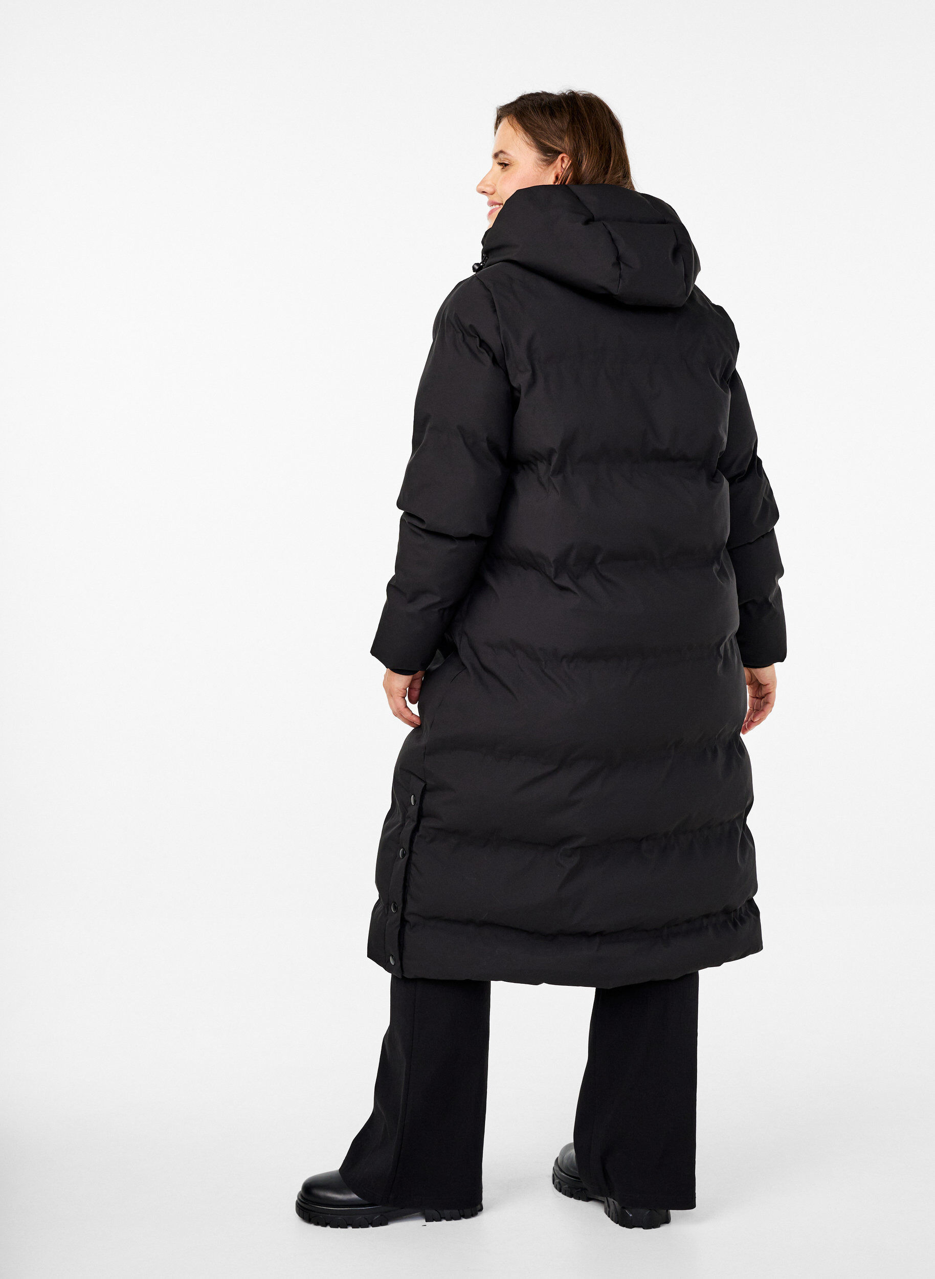 ZizziL&aring;ng puffervinterjacka med huva, Svart, Model image number 1