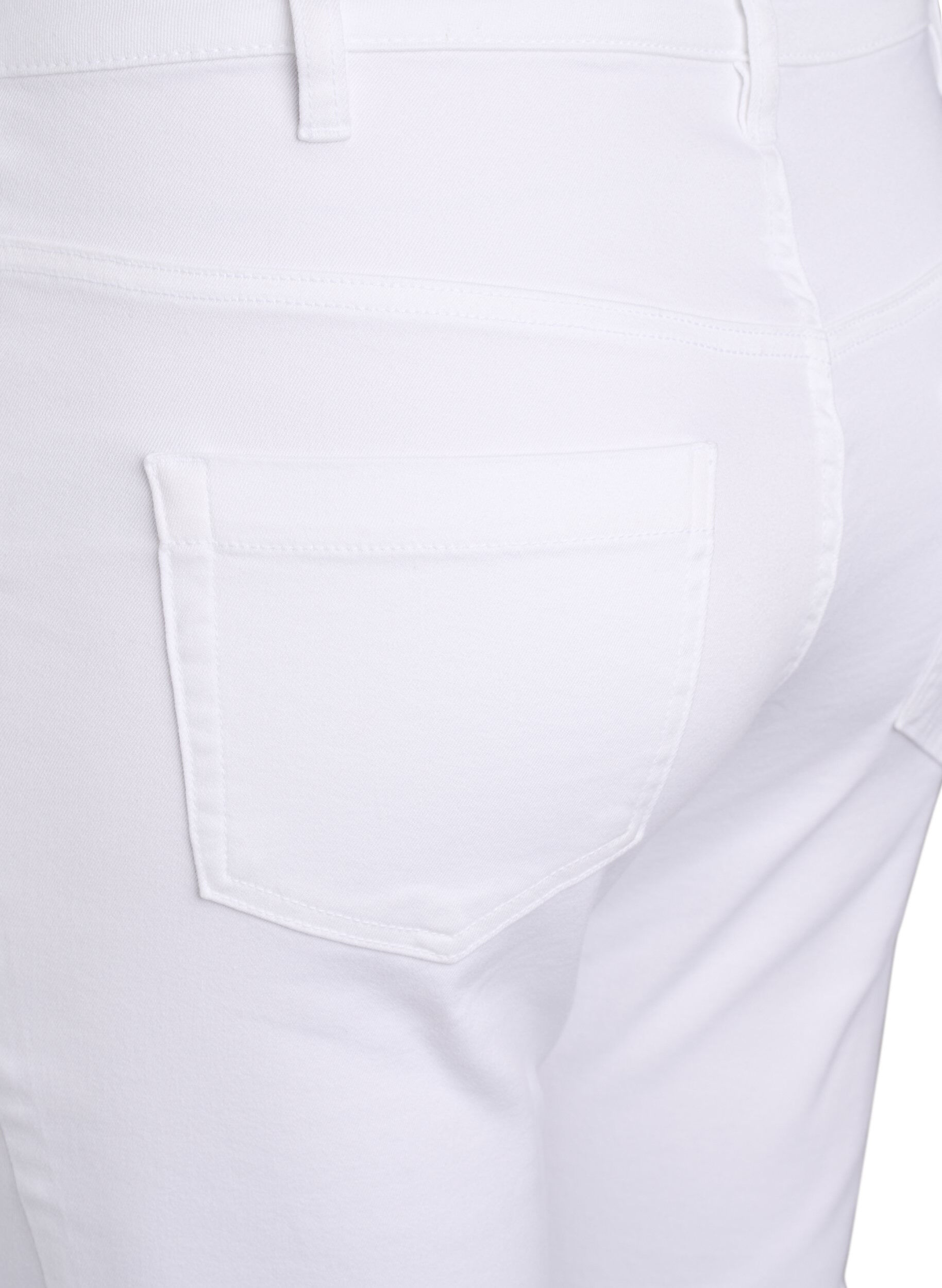 ZizziSlim fit Emily jeans med normalh&ouml;g midja, Vit, Packshot image number 3