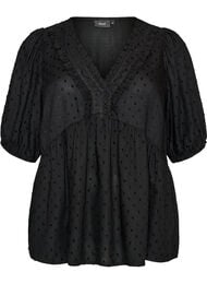 Blus i viskos med prickig textur och v-ringning, Svart