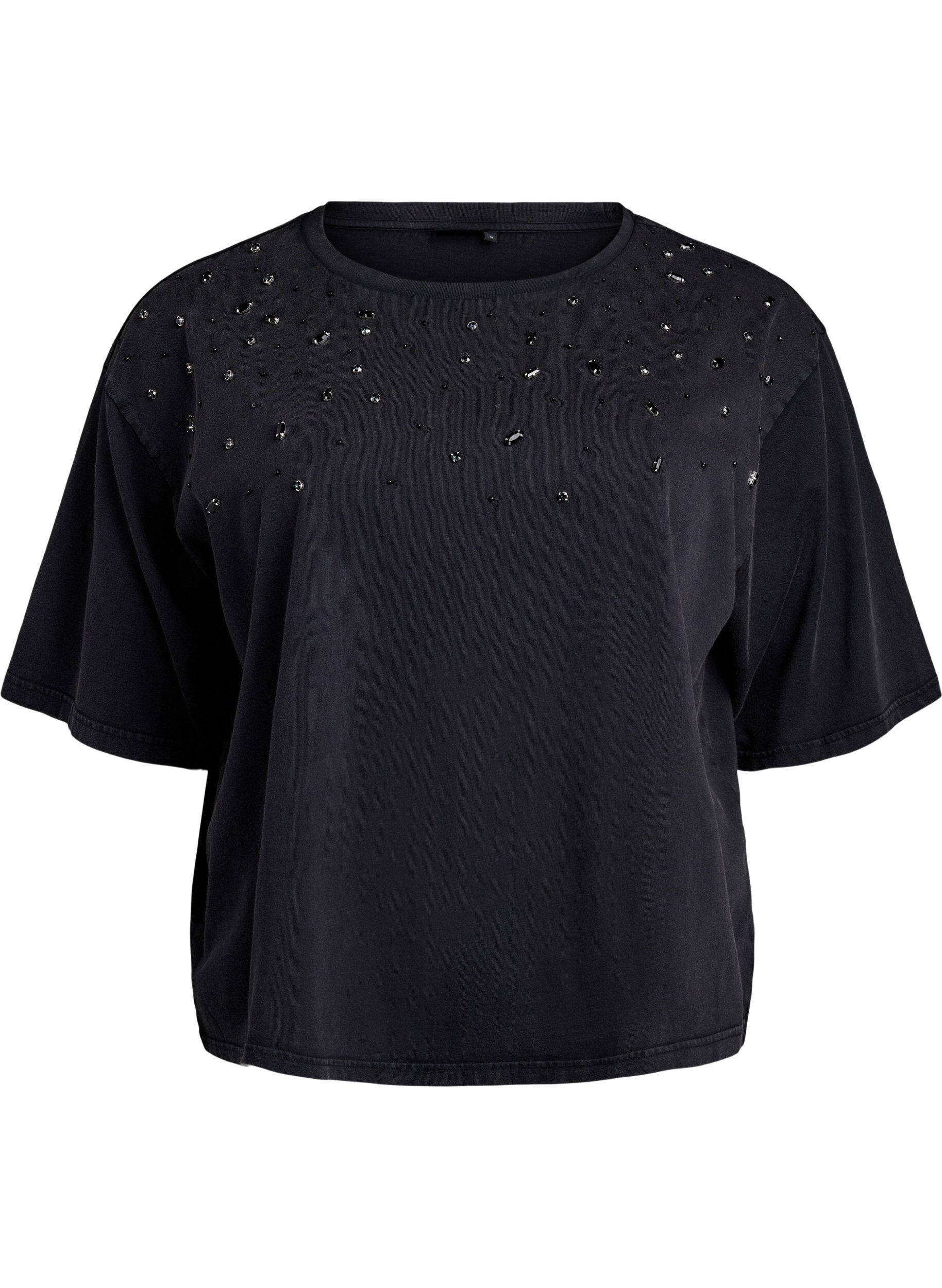 Boxig t-shirt med p&auml;rlor och strass