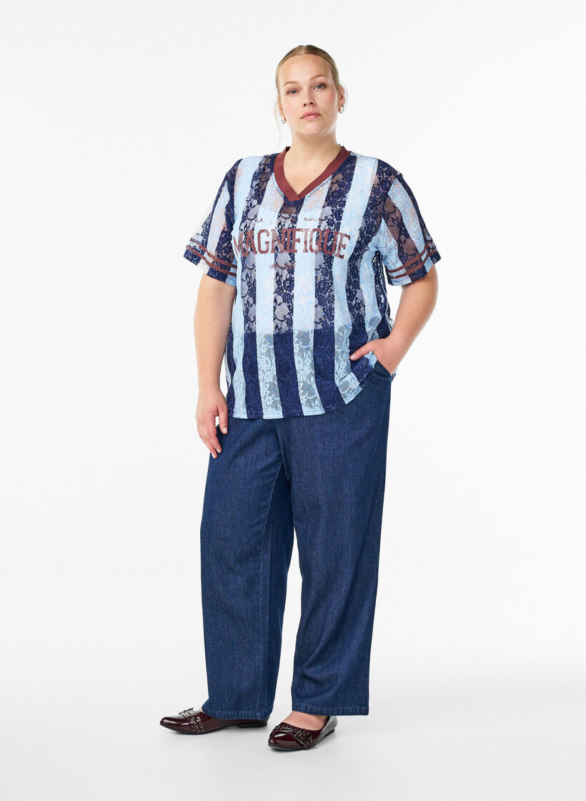 Randig spetsblus med statementmönster, Blå, Model image number 1