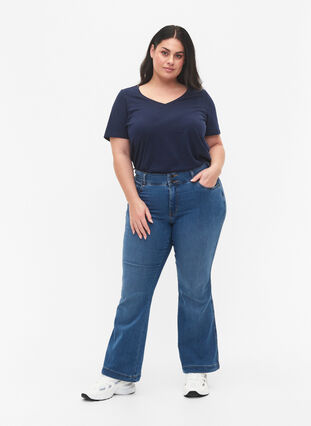 Högmidjade Ellen jeans med bootcut, Blue denim, Model image number 0