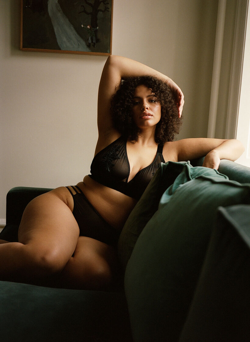 Bh i mesh med velour och spets, Black, Image image number 0