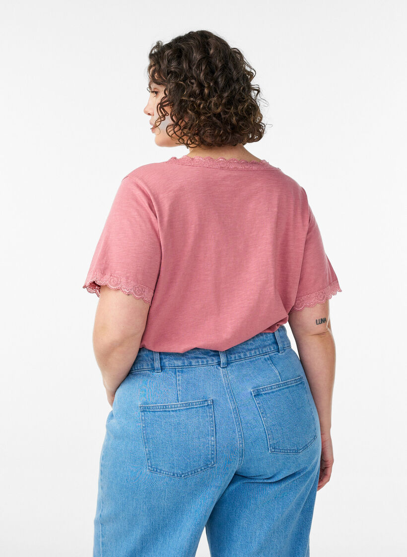 T-shirt med spetskant, Rosa, Model image number 2