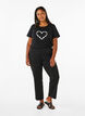 T-shirt från FLASH med tryck, Black Flower Heart , Model image number 2