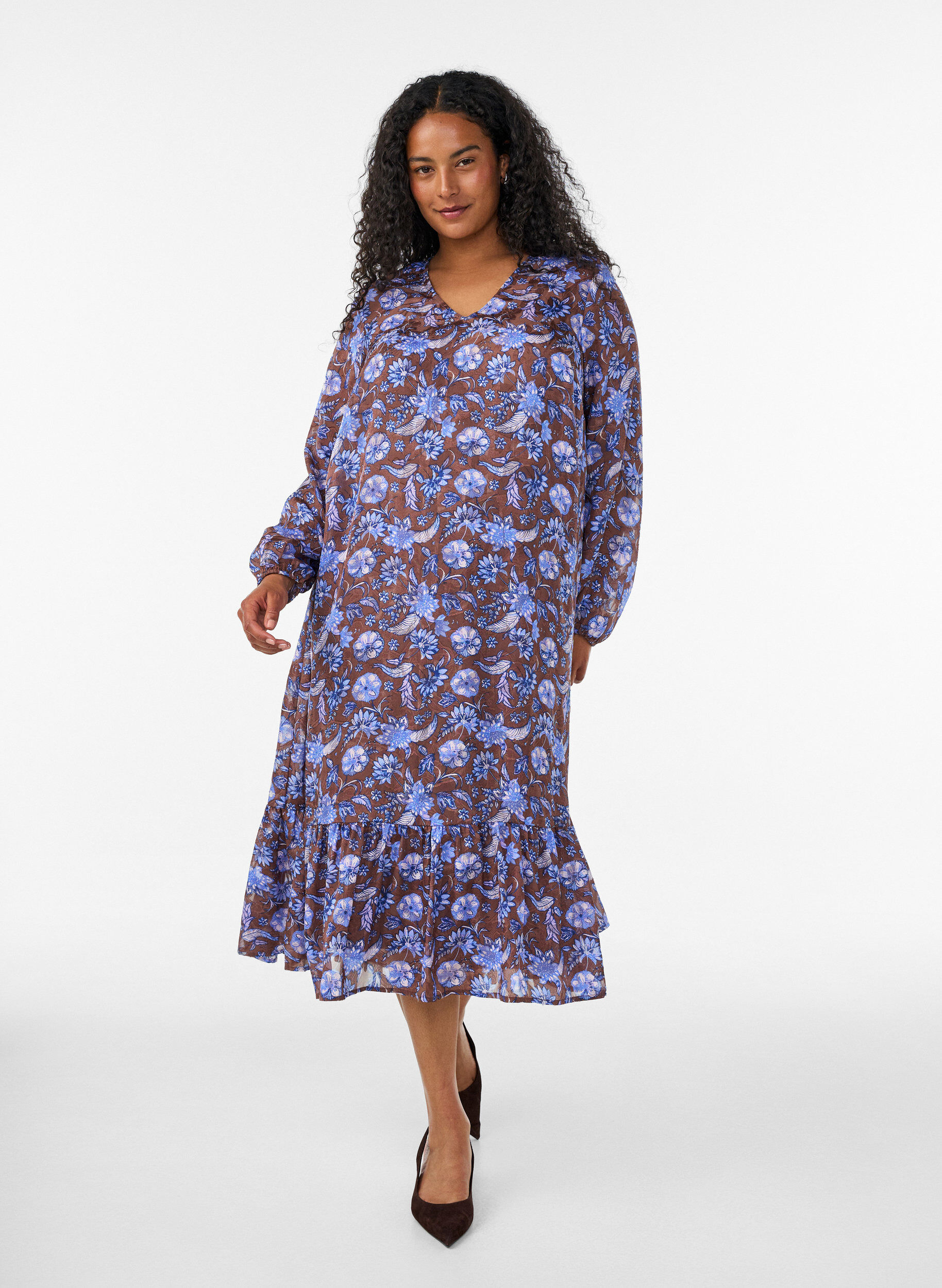 ZizziMidikl&auml;nning med blommigt m&ouml;nster och volangkant, Brun, Model image number 0