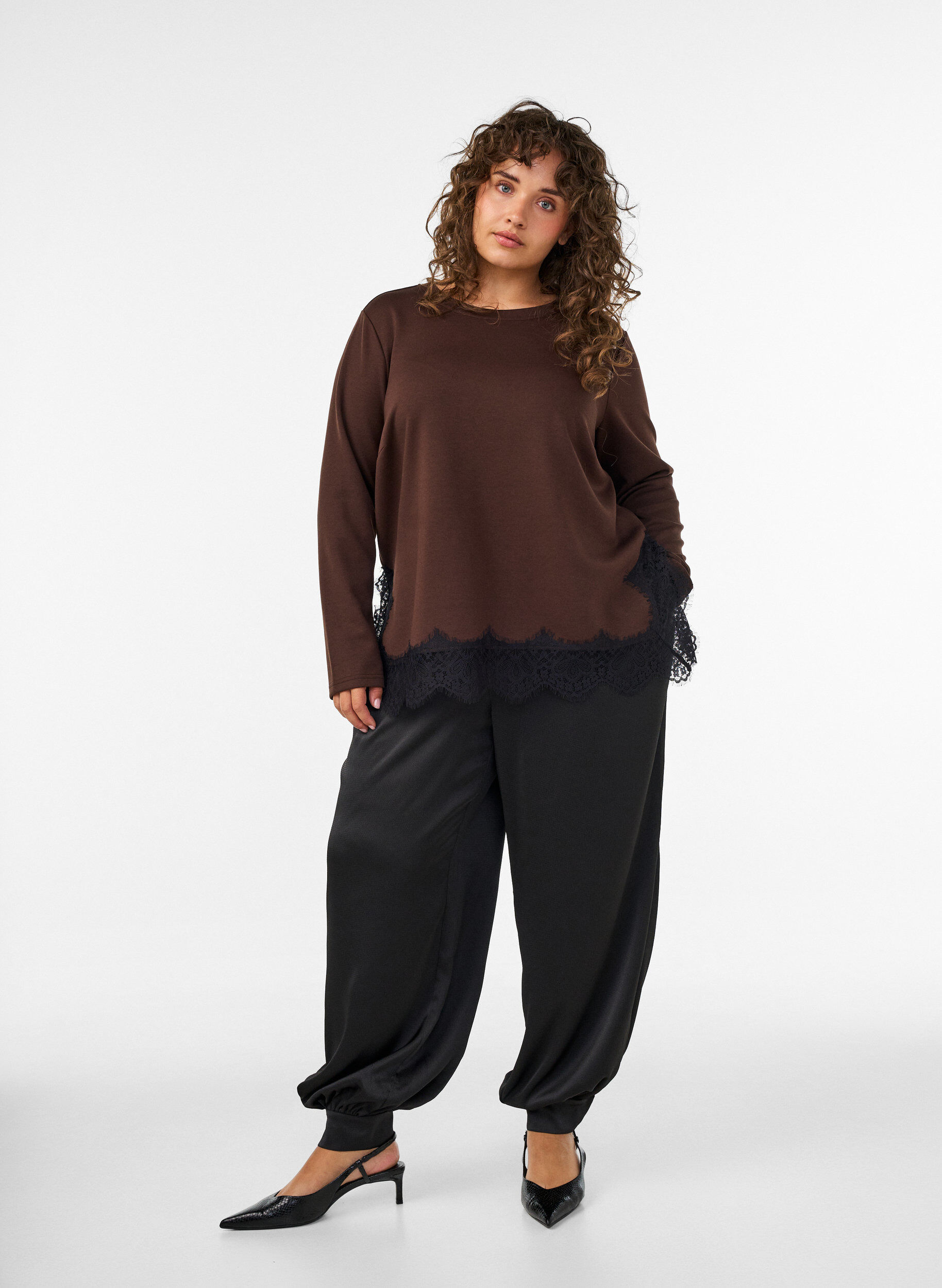 ZizziBallongbyxor i satinlook, Svart, Model image number 0