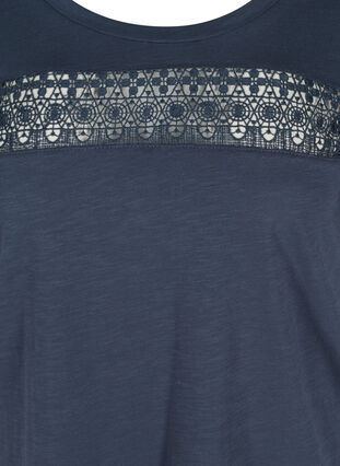 T-shirt i bomull med spets, Blue Nights, Packshot image number 2