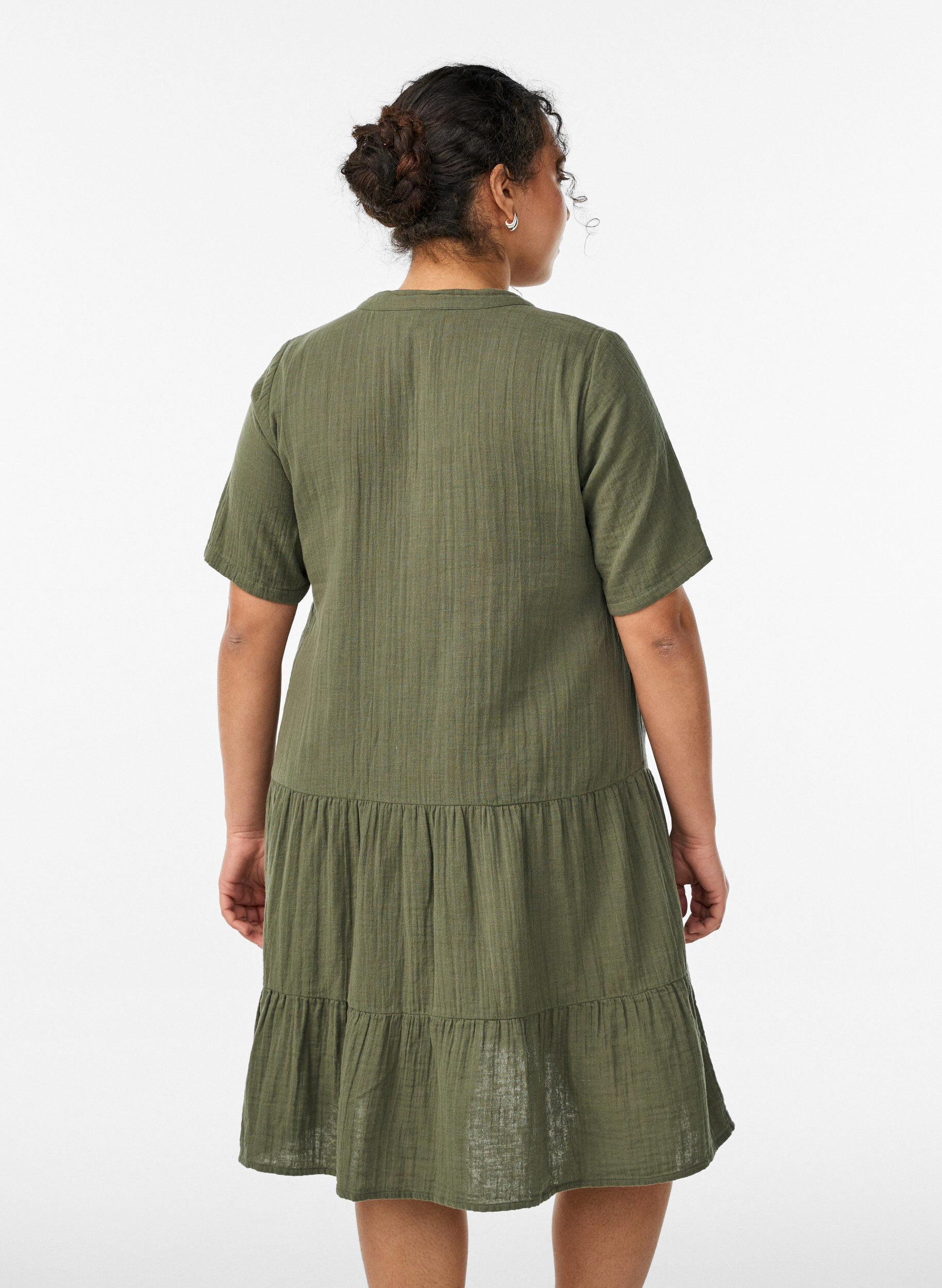 ZizziKort a-linjeformad kl&auml;nning i bomullsmuslin, Gr&ouml;n, Model image number 2