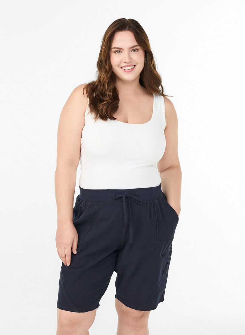 L&ouml;sa shorts i bomull med fickor, Bl&aring;, Model image number 0