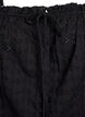 &Auml;rml&ouml;s blus med broderie anglaise och volanger, Svart, Packshot image number 2