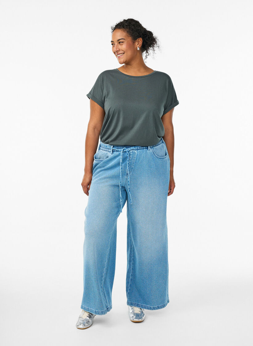 Kortärmad t-shirt i bomullsmix, Grön, Model image number 1