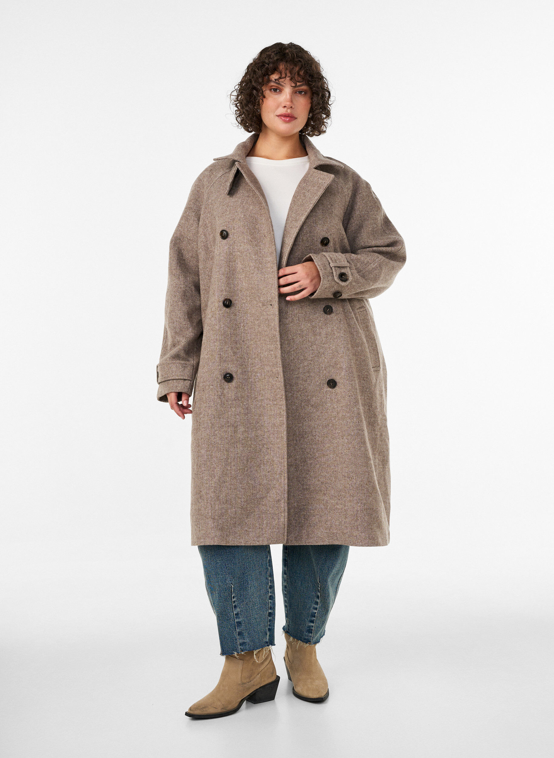 ZizziL&aring;ng ullkappa med h&ouml;g krage och dubbelkn&auml;ppning, Brun, Model image number 1