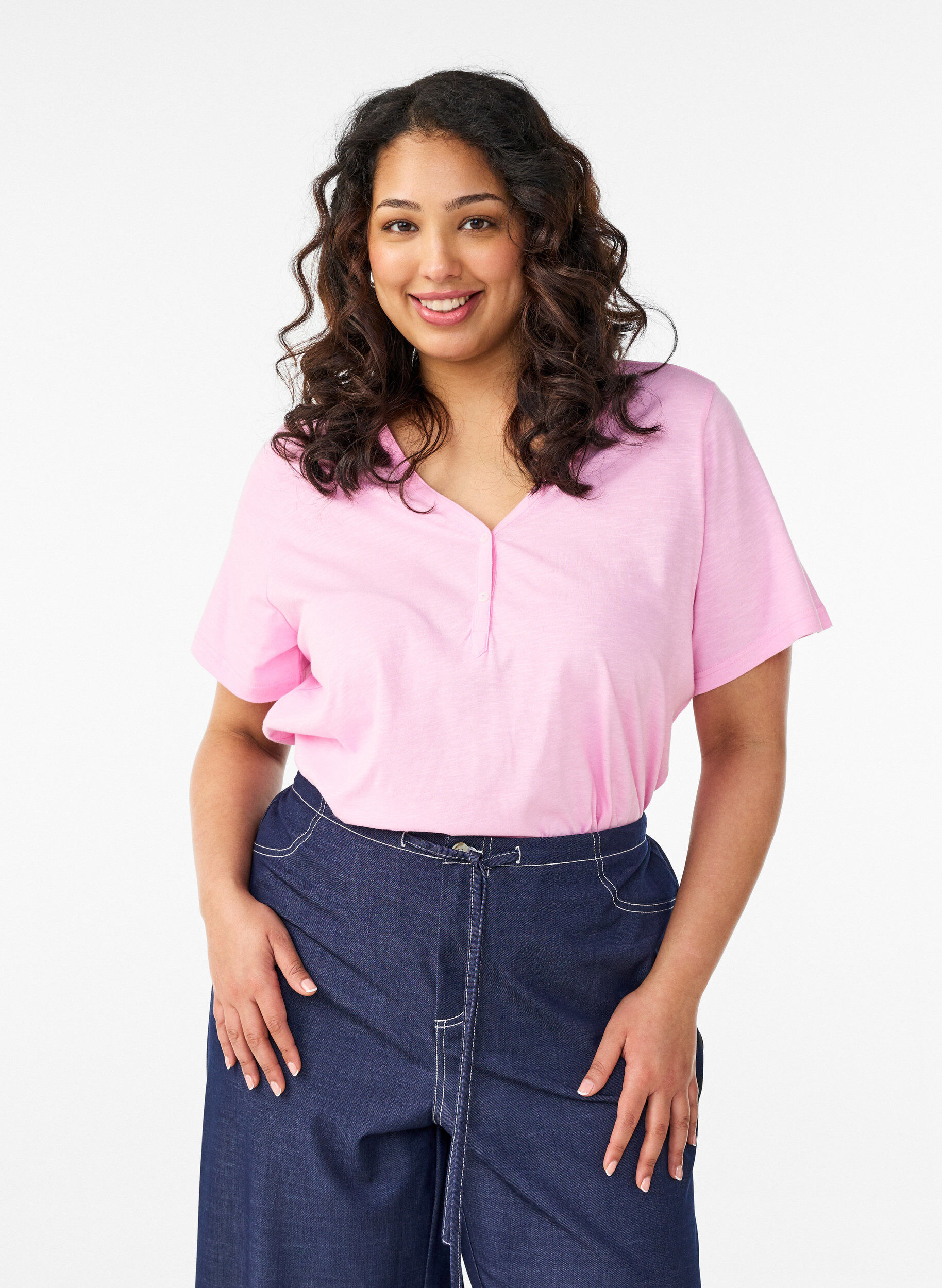 ZizziT-shirt med knappdetalj, Rosa, Model image number 0