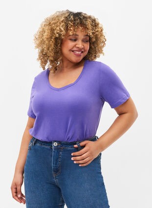 Enfärgad t-shirt i bomull, Ultra Violet, Model image number 0