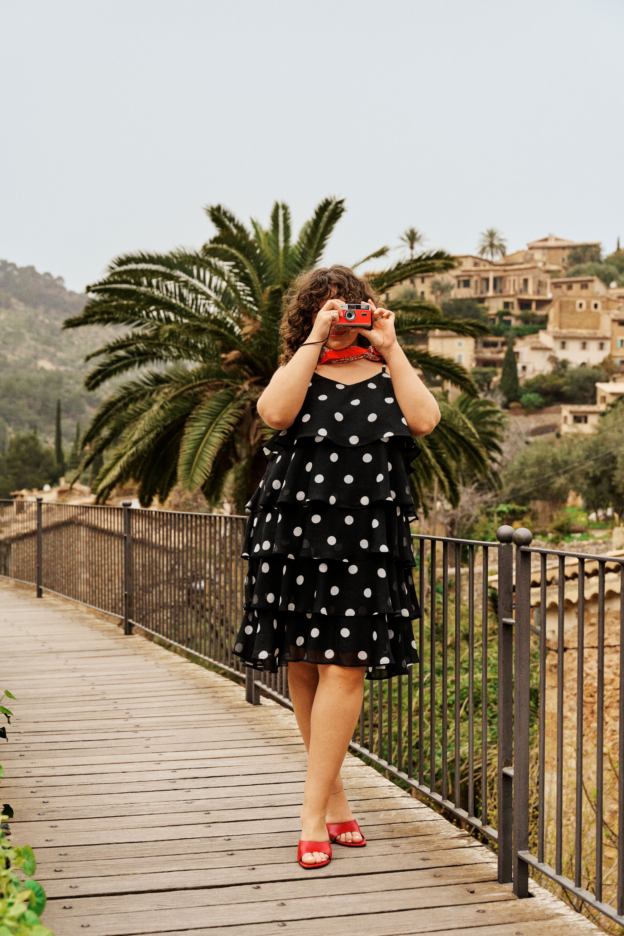 ZizziPrickig elegans med attityd, , Model