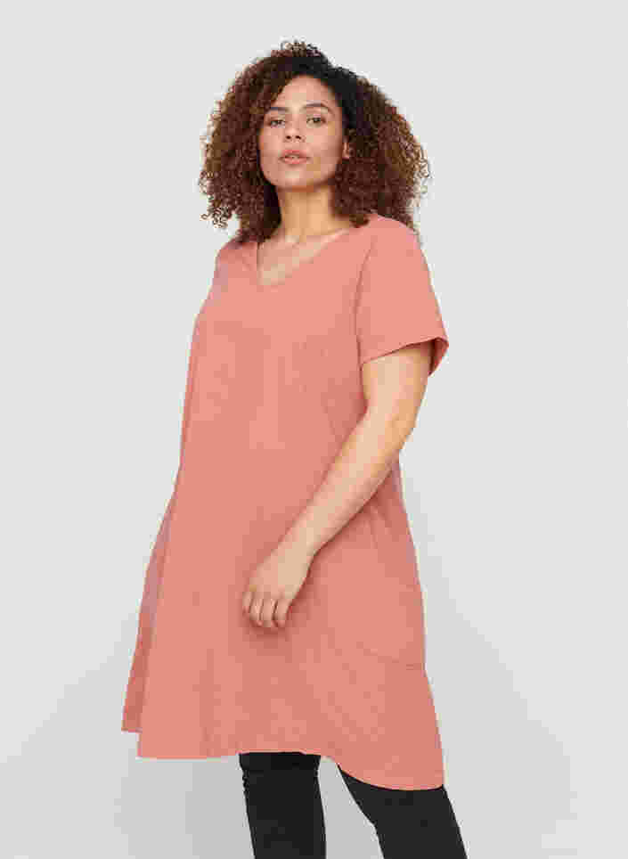 Kortärmad klänning i bomull, Canyon Rose , Model