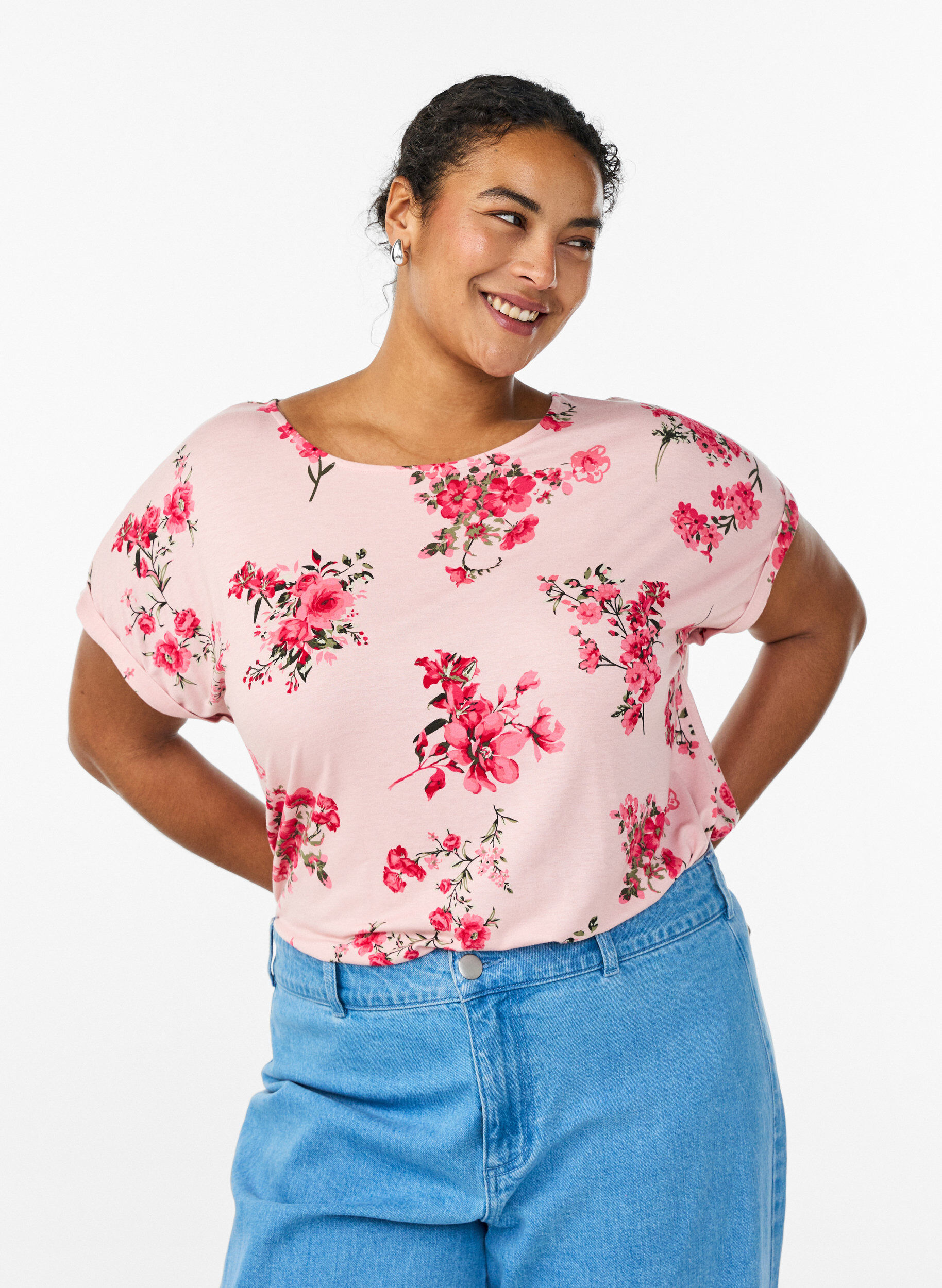 T-shirt med blommigt tryck, Rosa, Model