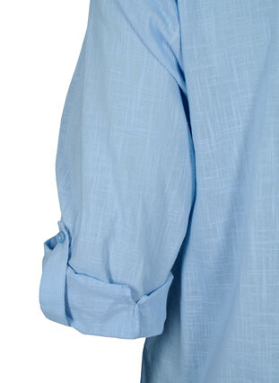 Skjortblus i bomull med v-ringning, Serenity, Packshot image number 3